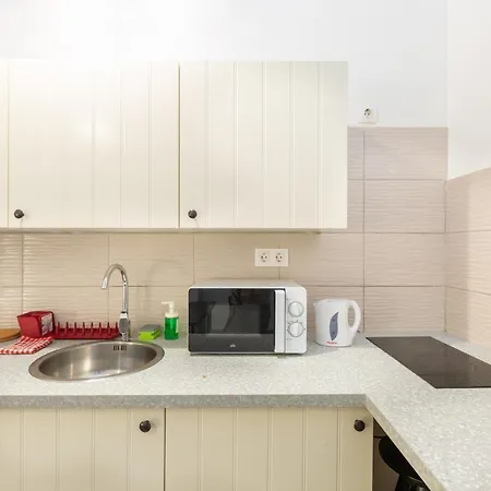 Apartament Nepszinhaz 16 Tiny *