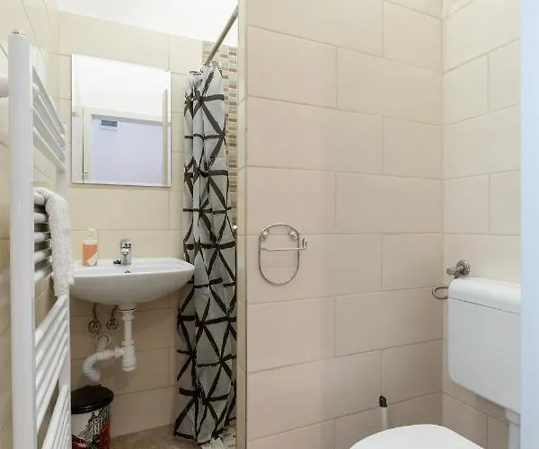 Nepszinhaz 16 Tiny Apartament