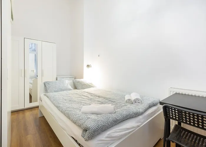 Nepszinhaz 16 Tiny Apartament