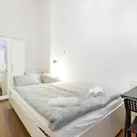 Nepszinhaz 16 Tiny Apartment